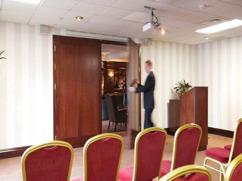 Maldron Hotel, Newlands Cross Clondalkin Dış mekan fotoğraf